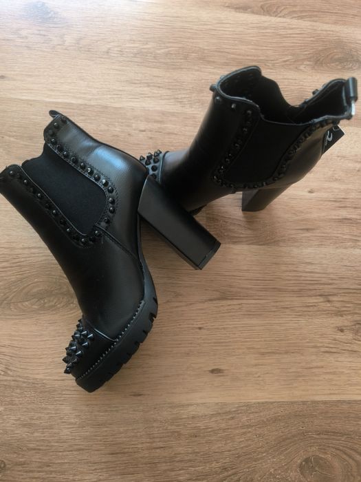 Черни боти на "Bote"