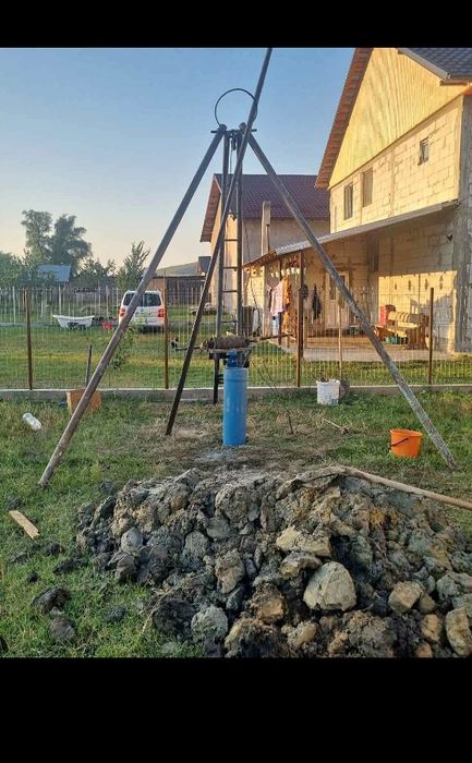 Foraje puțuri ,prelungire fântâni,denisipare curățare puțuri fantani