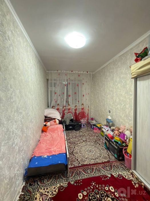 Сотилади Квартира!! Янгихаёт тум, Спутник -16а, 2*3/7/7, 67м2.