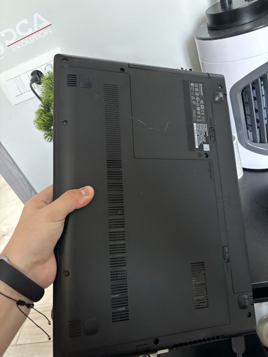 Vand laptop lenovo