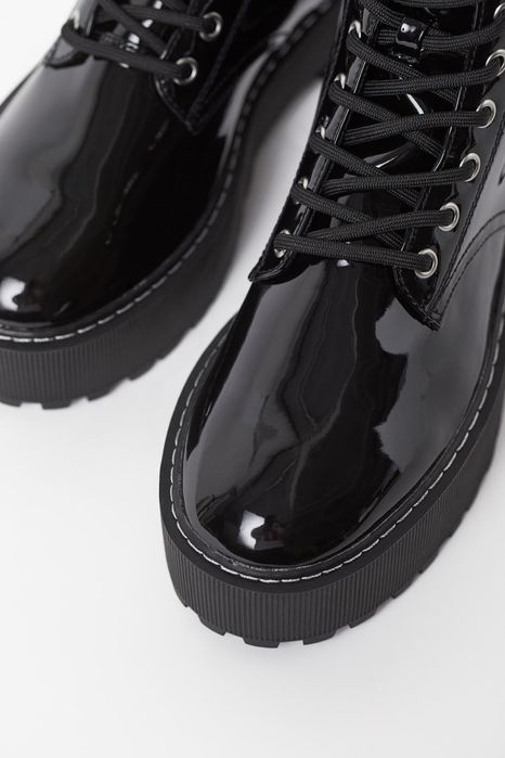 Дамски лачени боти H&M