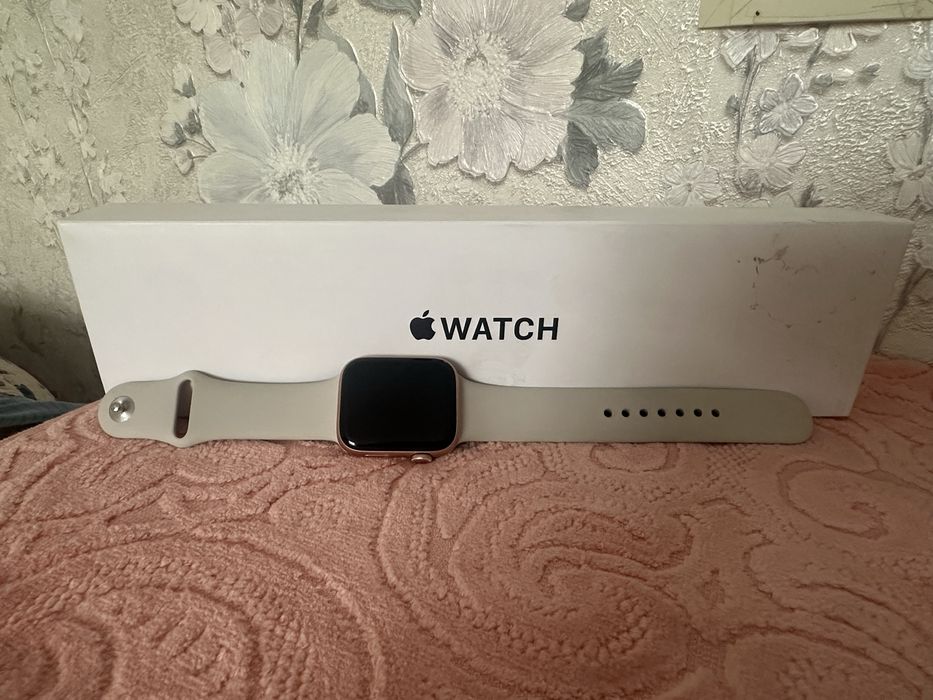 Apple Watch SE 44mm