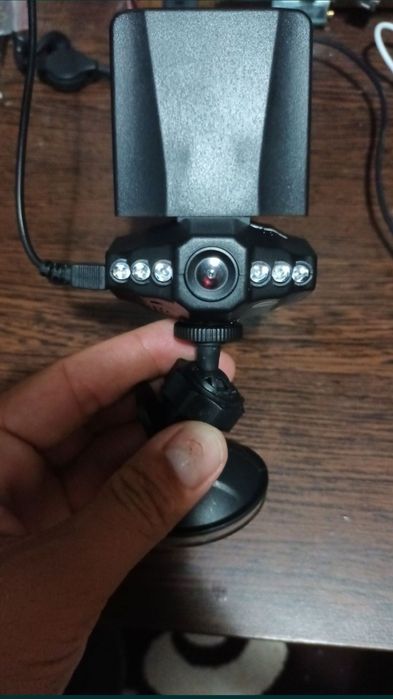 camera auto cu acumulator si incarcator la priza bricheta.
