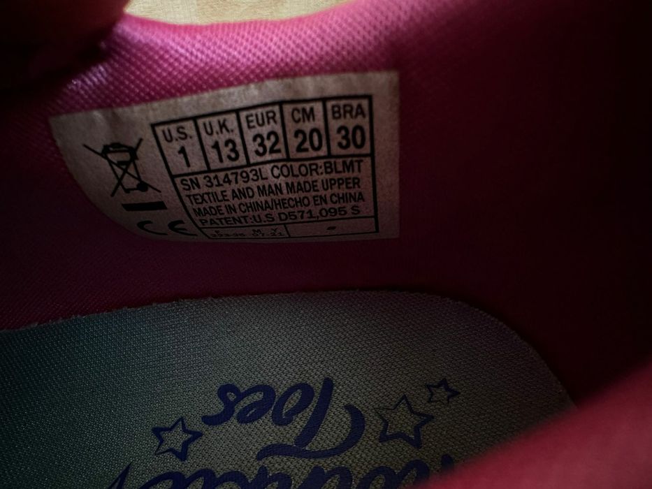 Детские кроссы / кеды на девочку Skechers