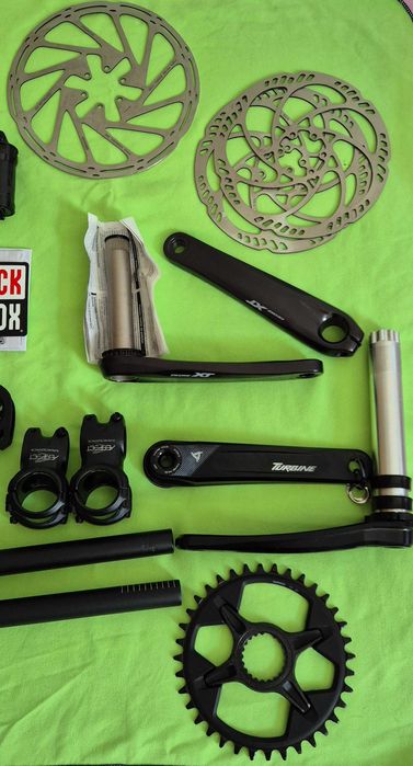 Чисто нови Fox, RockShox Sram, Race Face, SDG, RENTHAL, Magura