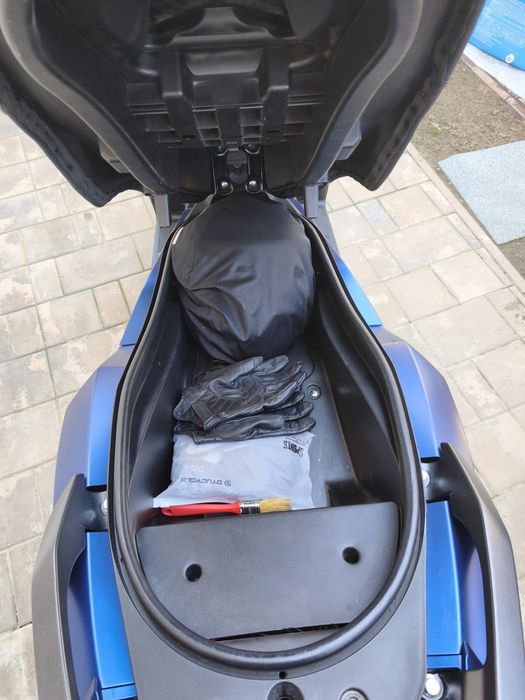 Maxi Scuter Mitt 125 GTS