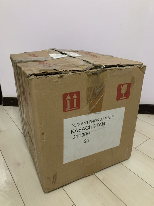 Оверлок Bernina 700D почти новый