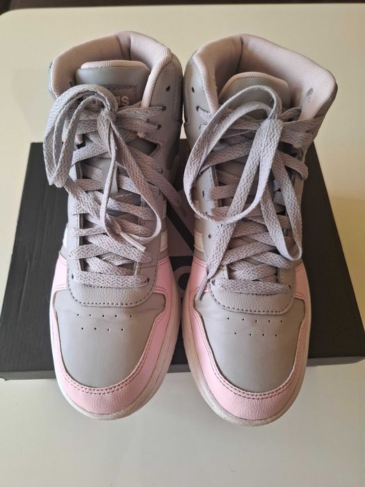 Кецове Adidas Hoops Mid 2k, в сиво и розово