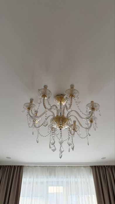 Продам люстру хрусталь