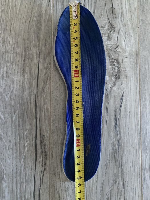 Бутсы adidas размер 40