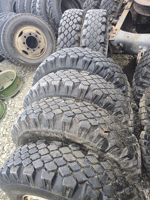 Cauciucuri anvelope 900 20