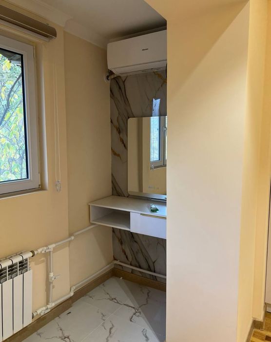 Ойбек.  Ор Точка Вкуса.  1комнатная кирпич