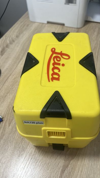 Продам оптические нивелиры Leica
