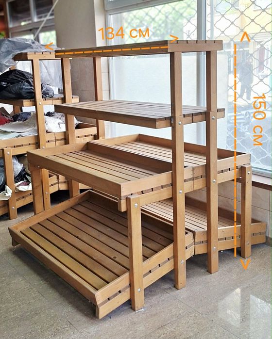 Дървени щандове за плодове, зеленчуци, хляб – масив