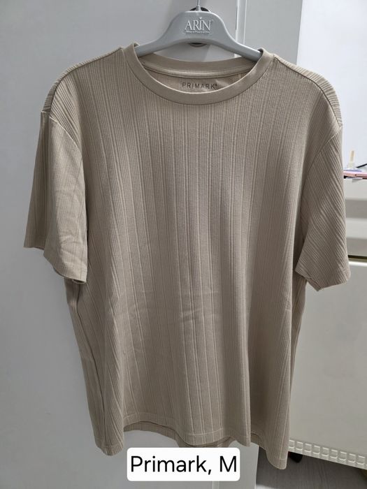 Lot haine 4 pulovere, 3 tricouri, blugi Koton toate la 100 lei