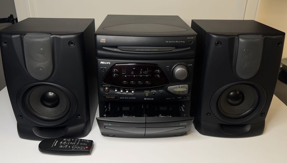 Музыкальный центр