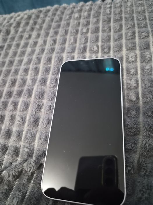 Iphone 14                    .