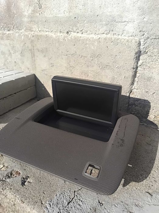 Дисплей навигация за Volvo V50