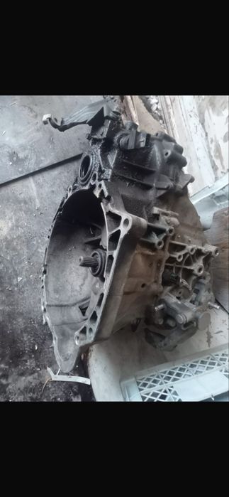 Hyundai sanata Разбор