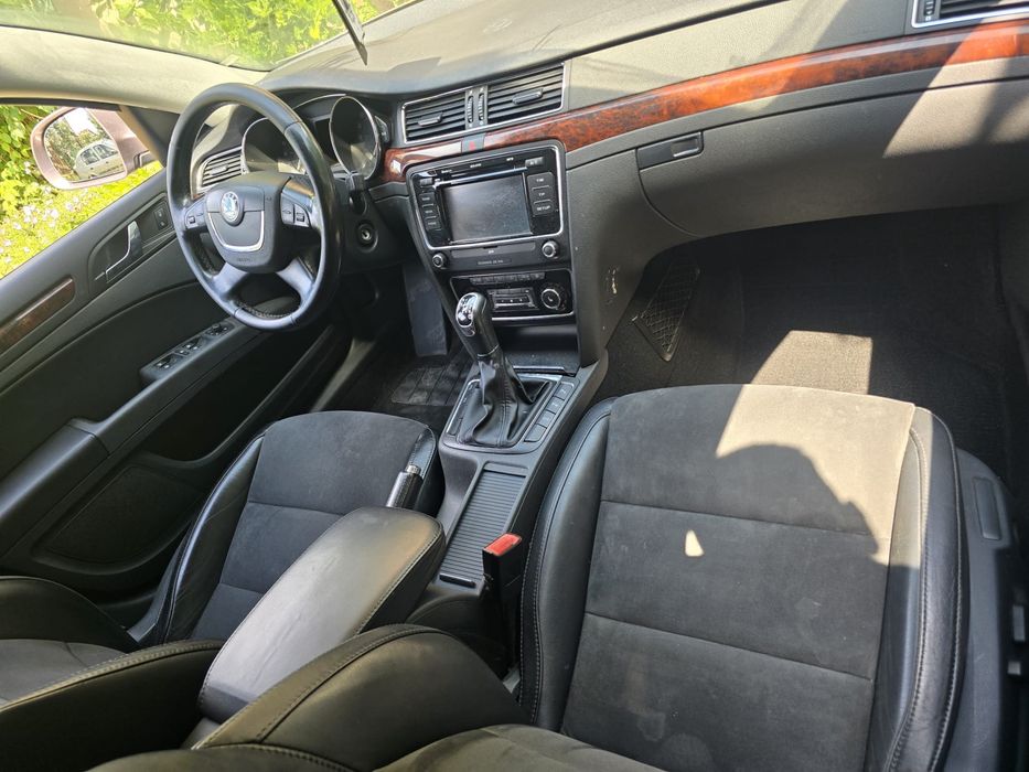 Vând sau schimb Skoda Superb 2