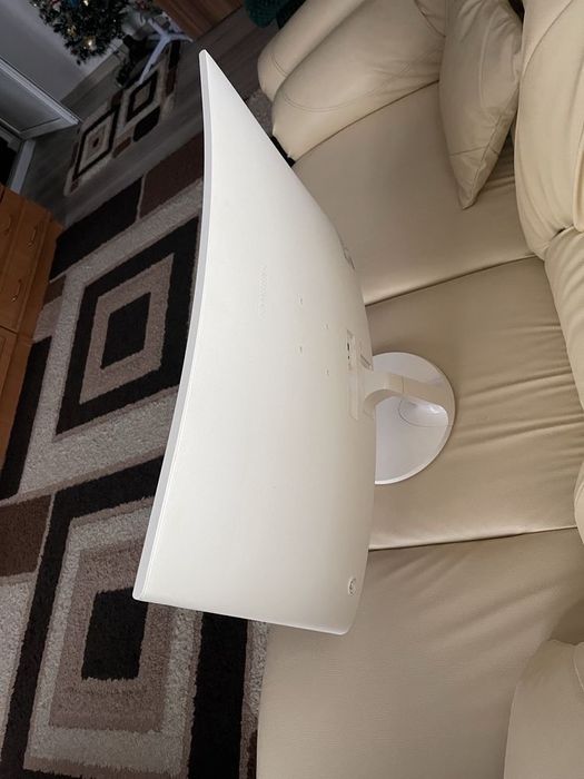 Monitor Samsung 32’ curbat