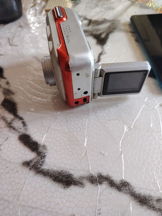 Фотоаппарат цифровой