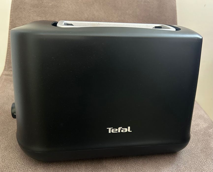 Тостер Tefal черен