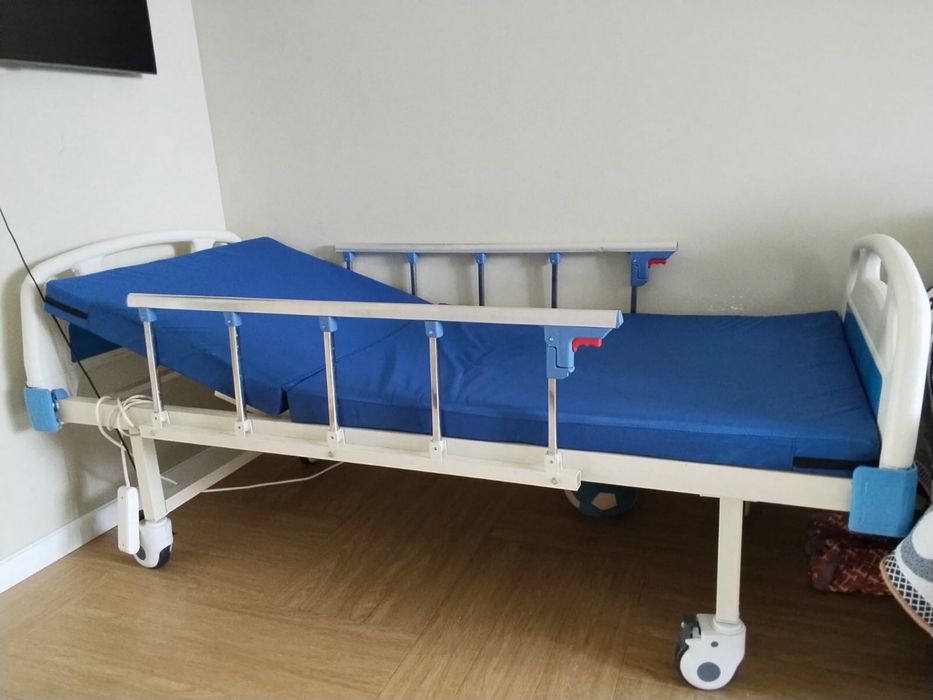 Медицинский кровать