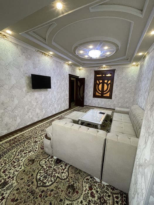 Srochna 2 xonali uy sotiladi