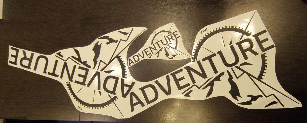 Set stickere laterale aripa spate Duster Adventure