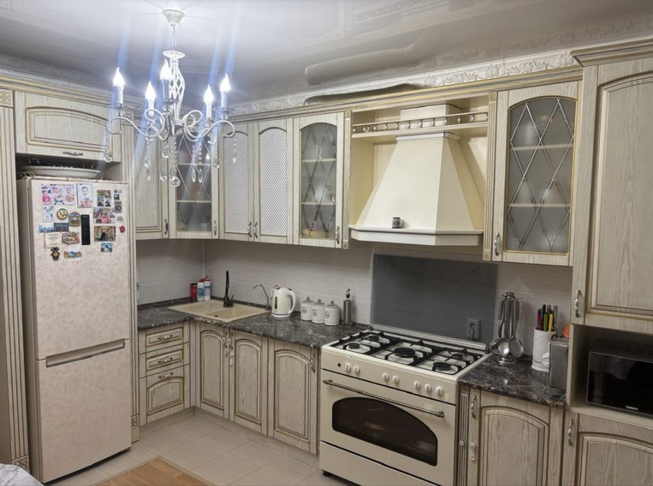 Продам кухонный гарнитур