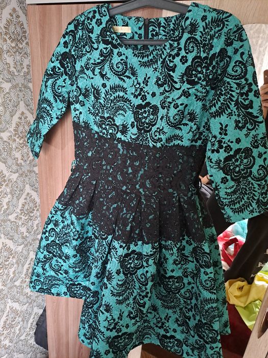 Продам разные платья