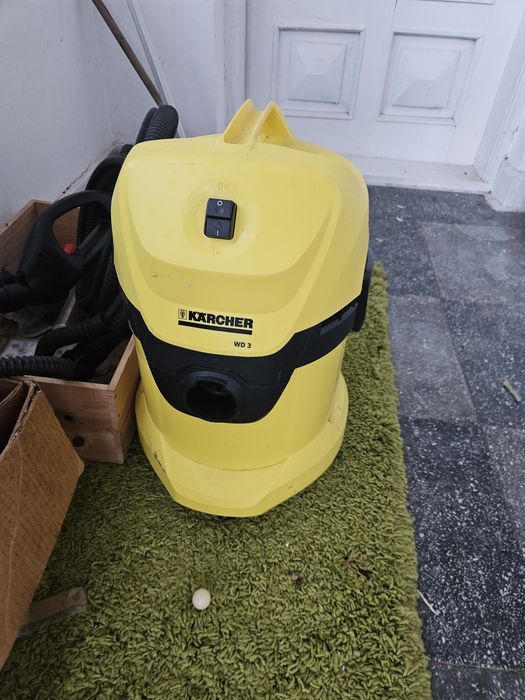 aspirator karcher  DS5500 cu Apa si w3