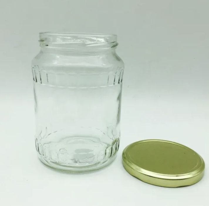 Продам банки  0.9л; 0,7л; 0,5л.