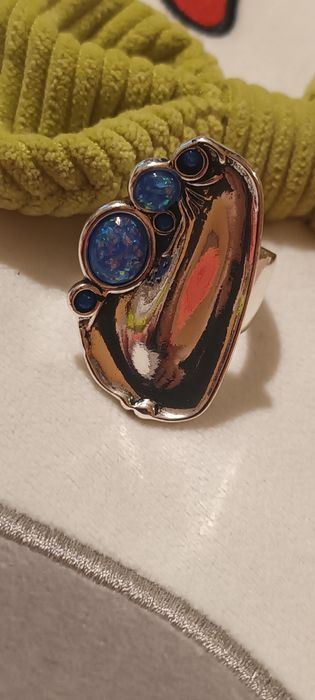 Inel super marime mare cu pietre albastre