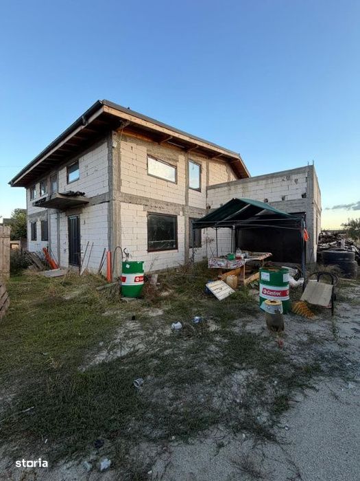 Casa , P+1, TEREN 1000 MP, Pielesti