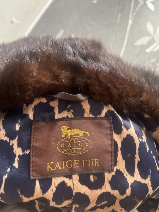 шуба с капюшоном . Короткая