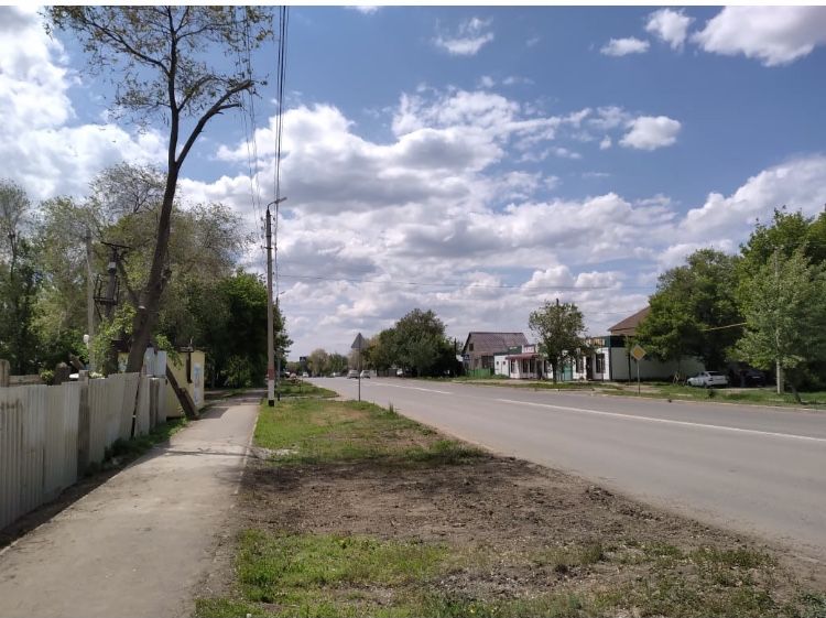 Продам участок в центре или как дом