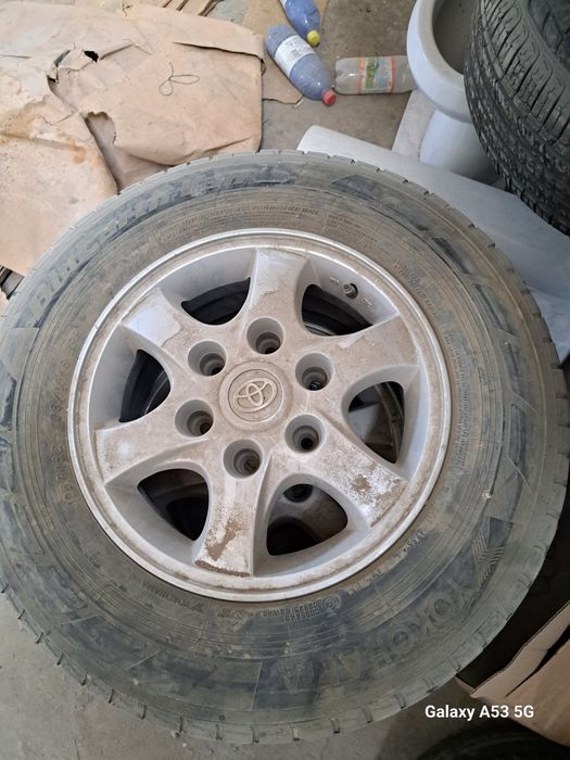 Шины с дисками на тайота найс 3 шт диски в отличном состояни