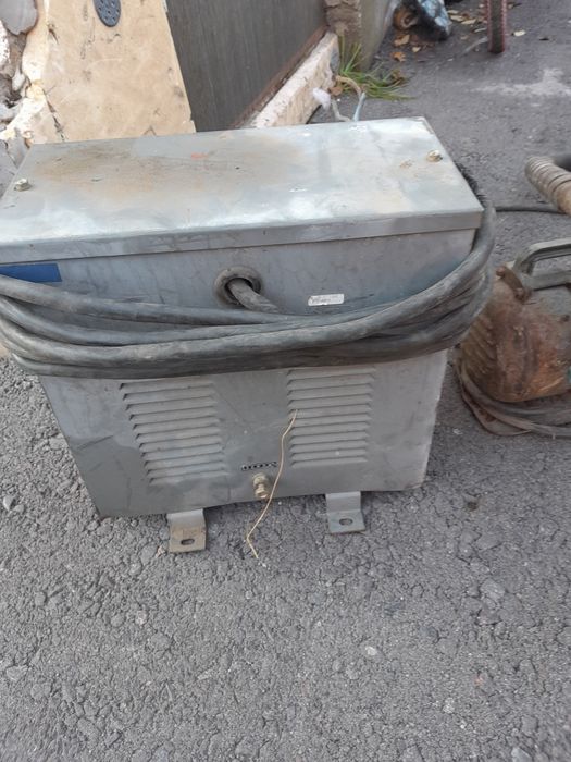 Продам вибратор для бетона.Преобразователь.