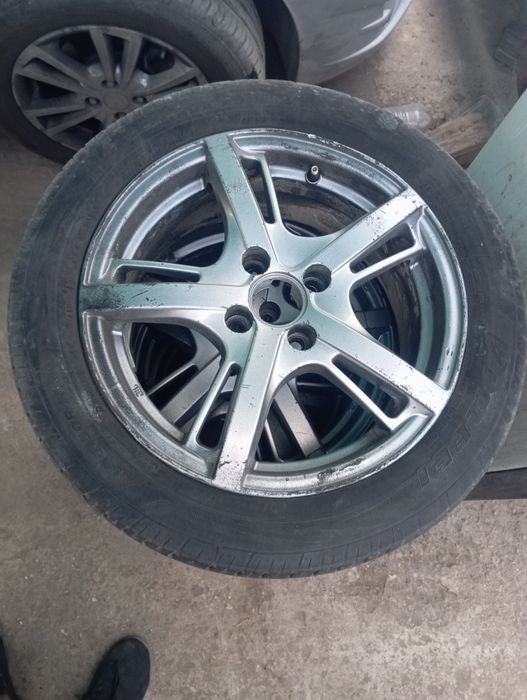 Продам диски с резиной R15