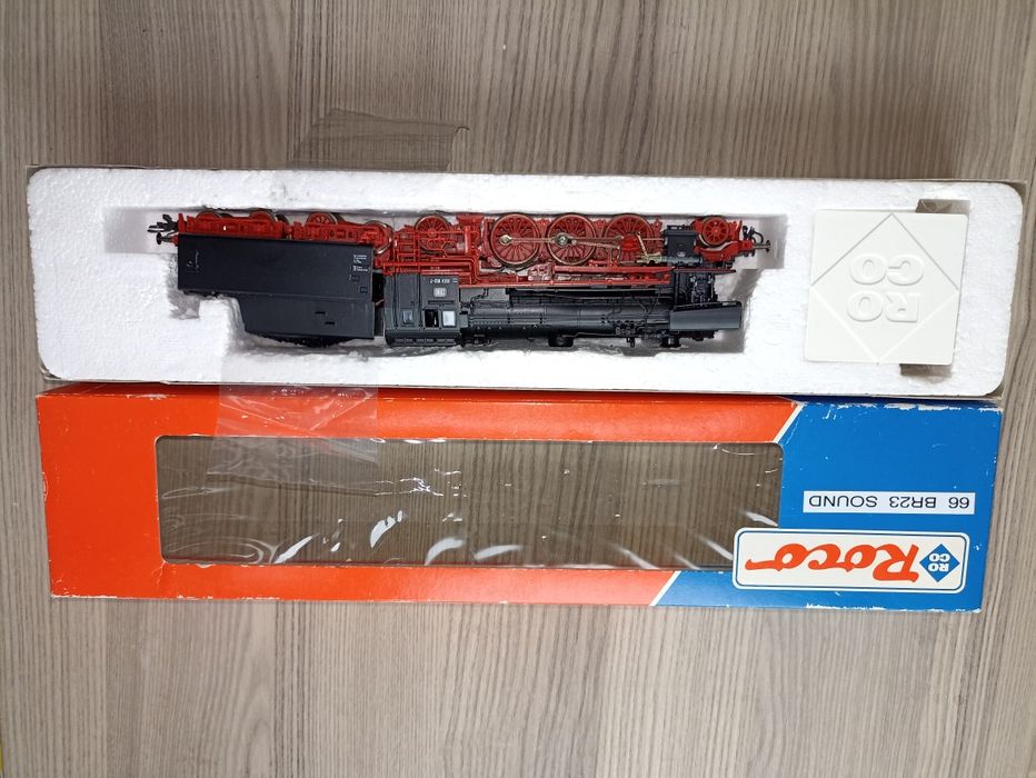 Locomotiva BR23 digitală cu sunete trenulet electric scara H0