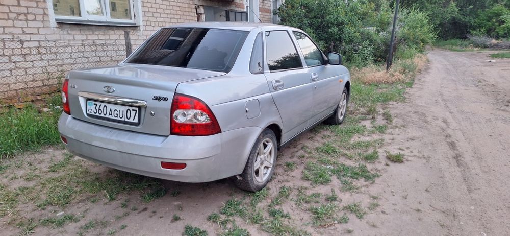 Продам приора 2012год