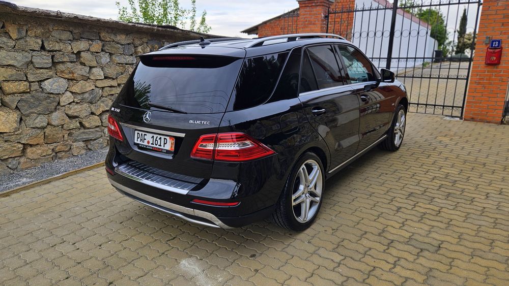Mercedes ML 350 AMG  Euro 6 [Trapa,Led zi,Soft Clouse] IMPORT ,GERMANIA