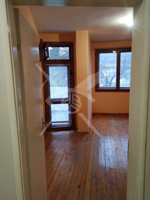 Продава се Двустаен апартамент в Бургас, Възраждане - 72 кв.м за 992 €/кв.м - Снимка #4