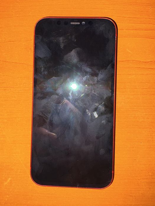 Vand Iphone 12 Red Limited Edition