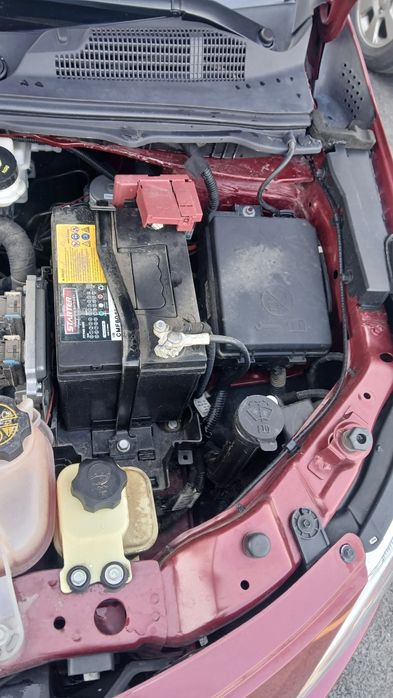 Moshina 1 qol salondan olinga kraskasi toza faqat 92 95 benzinda yurga