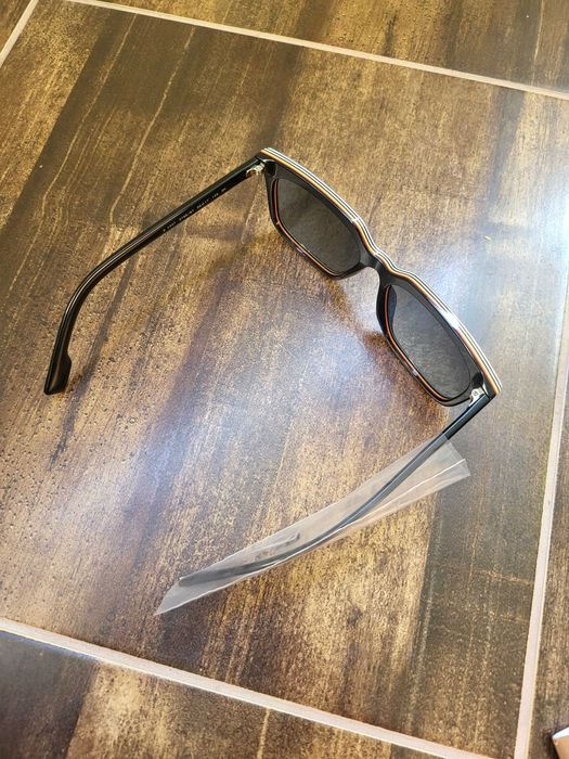 Burberry Carnaby 56 Dark Grey & Black Sunglasses Слънчеви очила