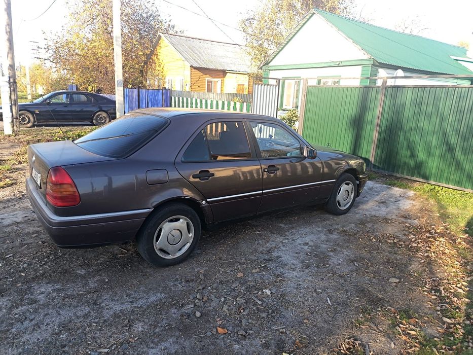 Продам Мерседес на бодром ходу