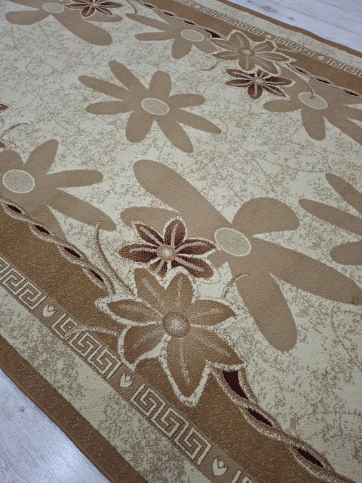 Продам ковер / Кілем сатамын